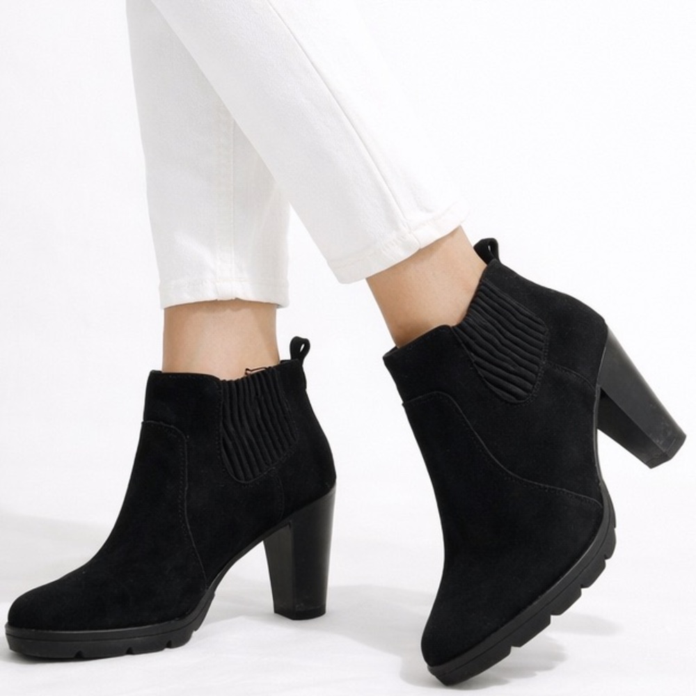 Paul Green Black Suede Leather Chelsea Platform Sole Ankle‎ Boots Size 9 US
